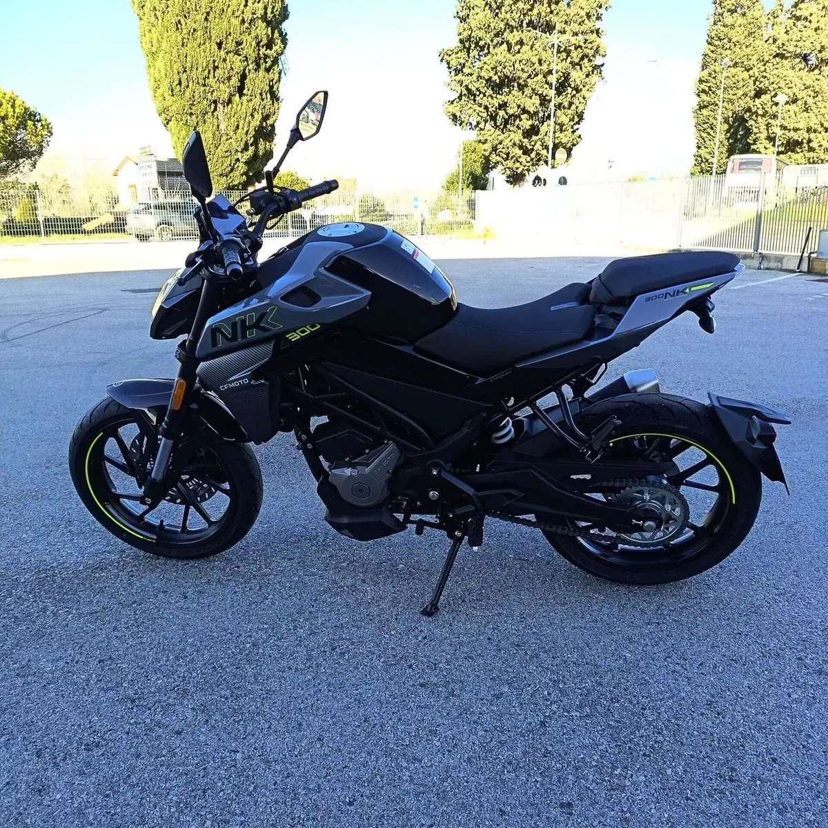 CFMOTO 300NK (2021 - 26) (6)