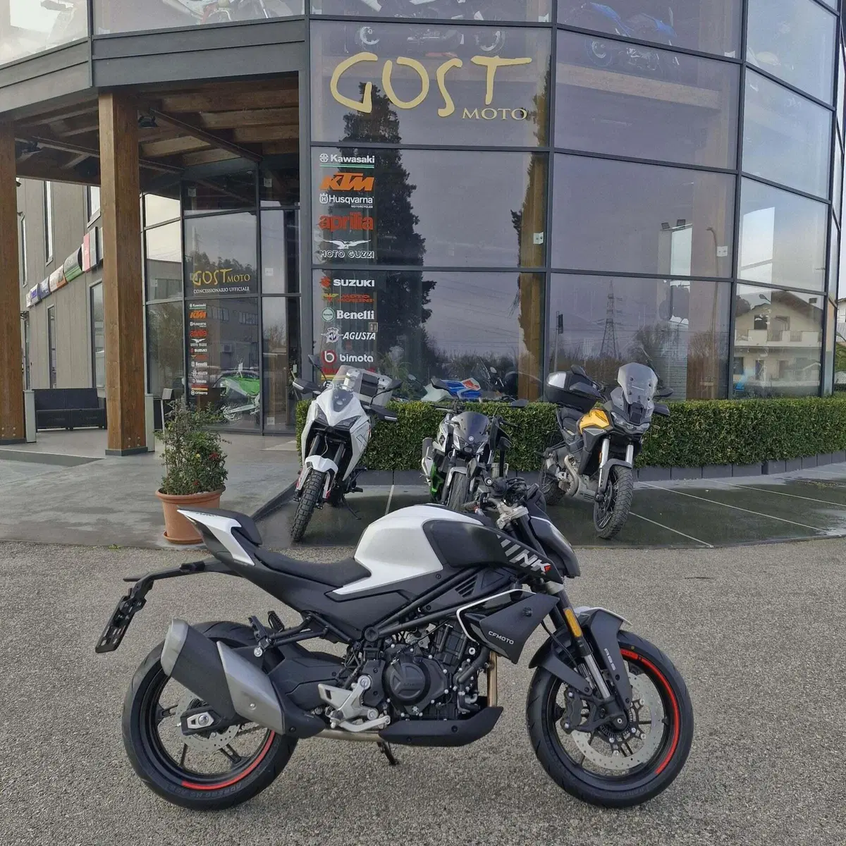 CFMOTO 450NK (2023 - 26) (2)