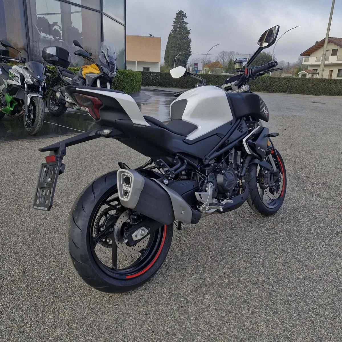 CFMOTO 450NK (2023 - 26) (9)