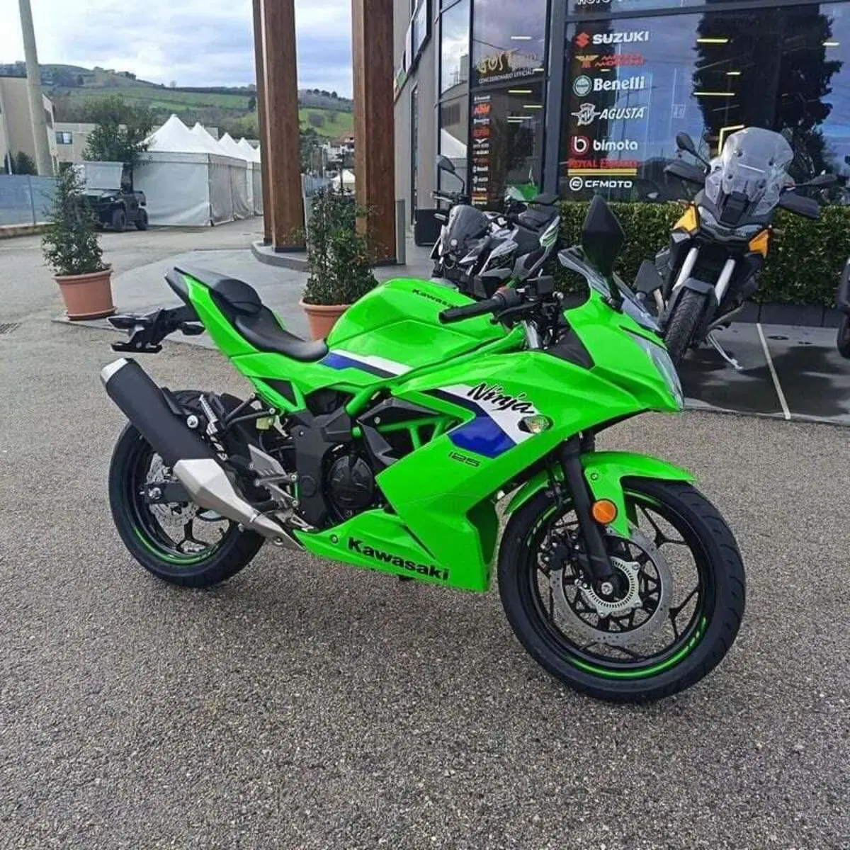 Kawasaki Ninja 125 (2025 - 26) (4)