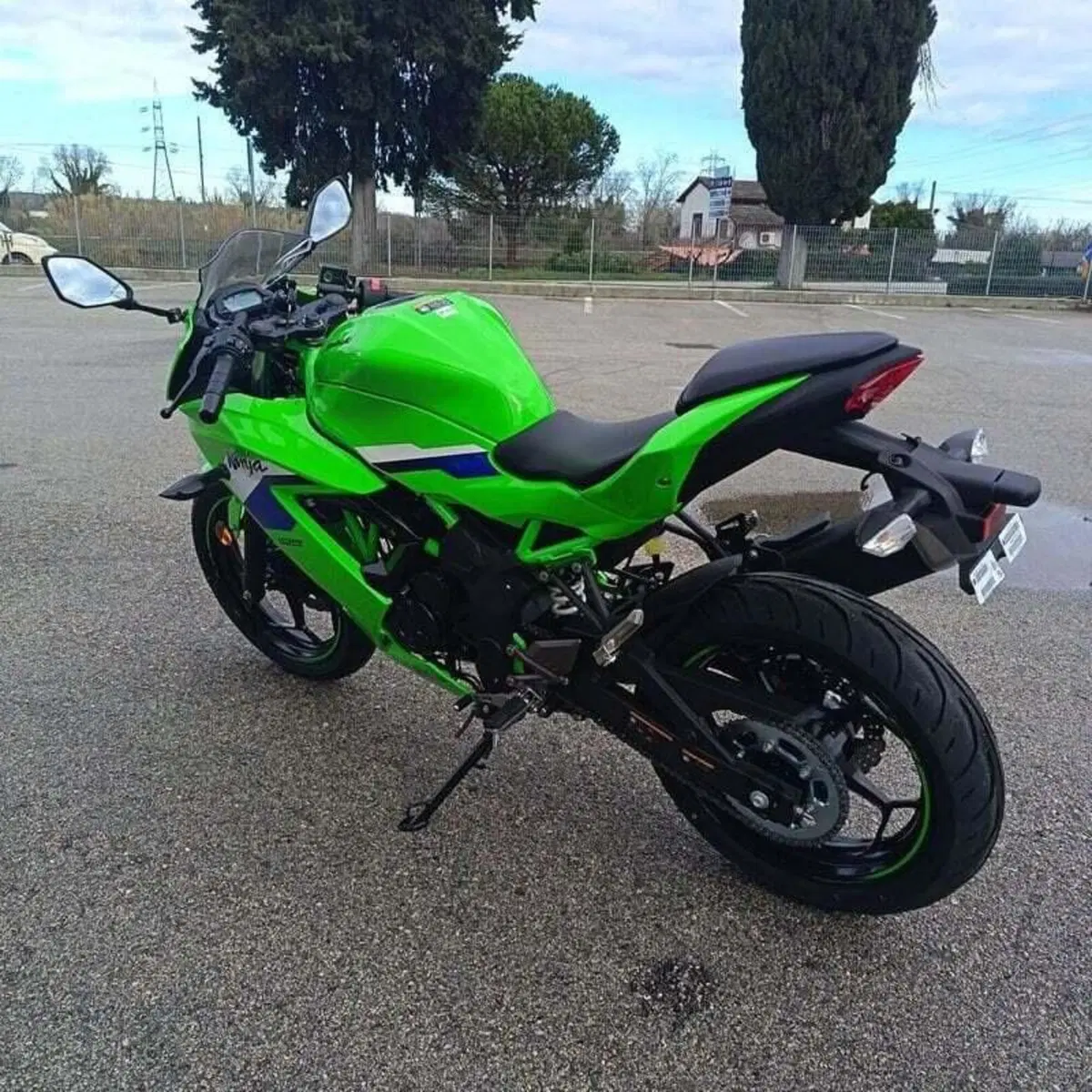 Kawasaki Ninja 125 (2025 - 26) (7)