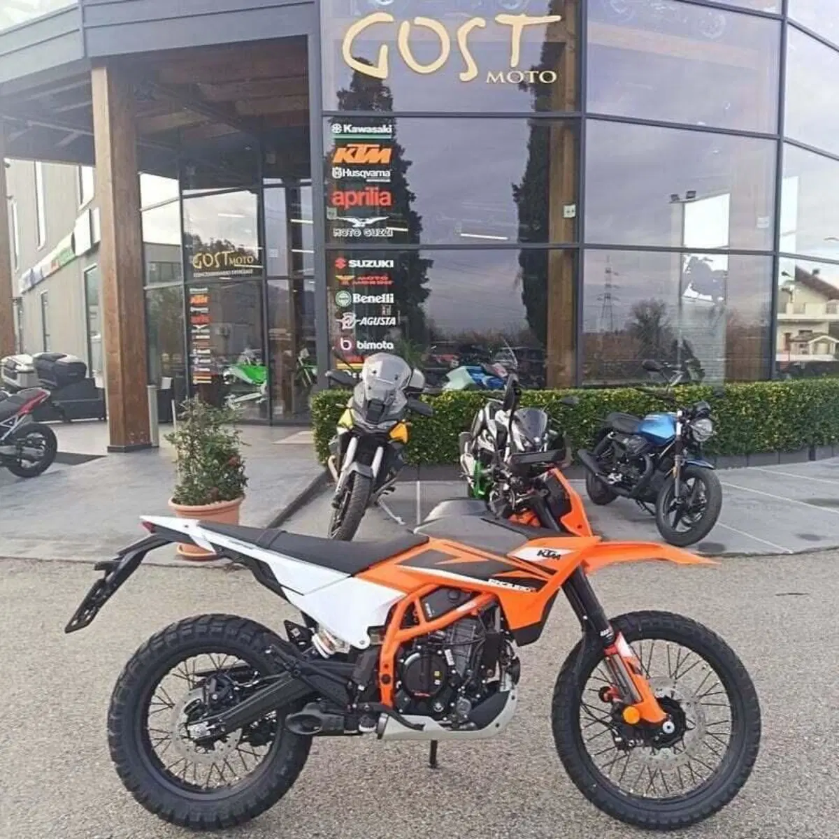 KTM 125 Enduro R (2025 - 26) (2)