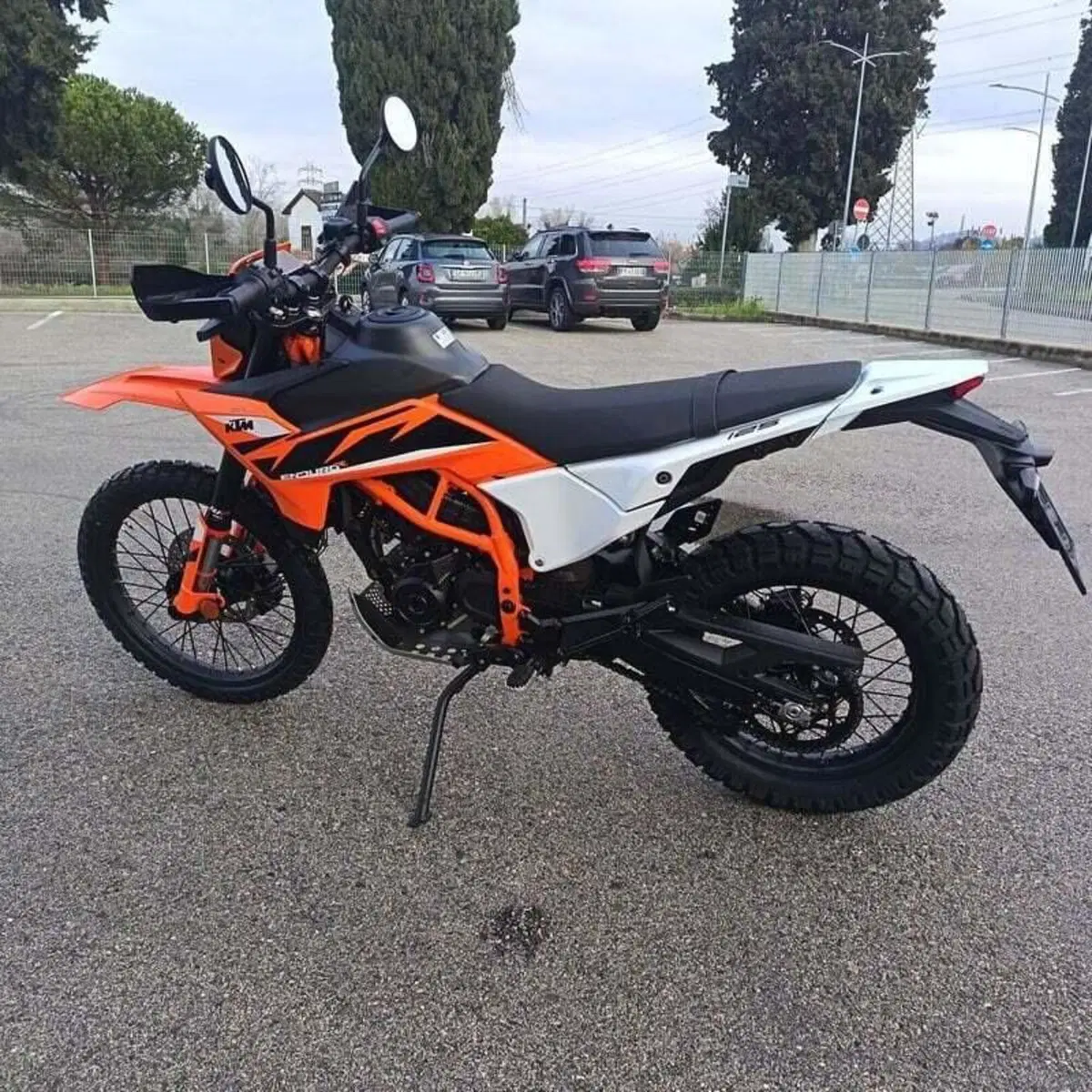 KTM 125 Enduro R (2025 - 26) (6)