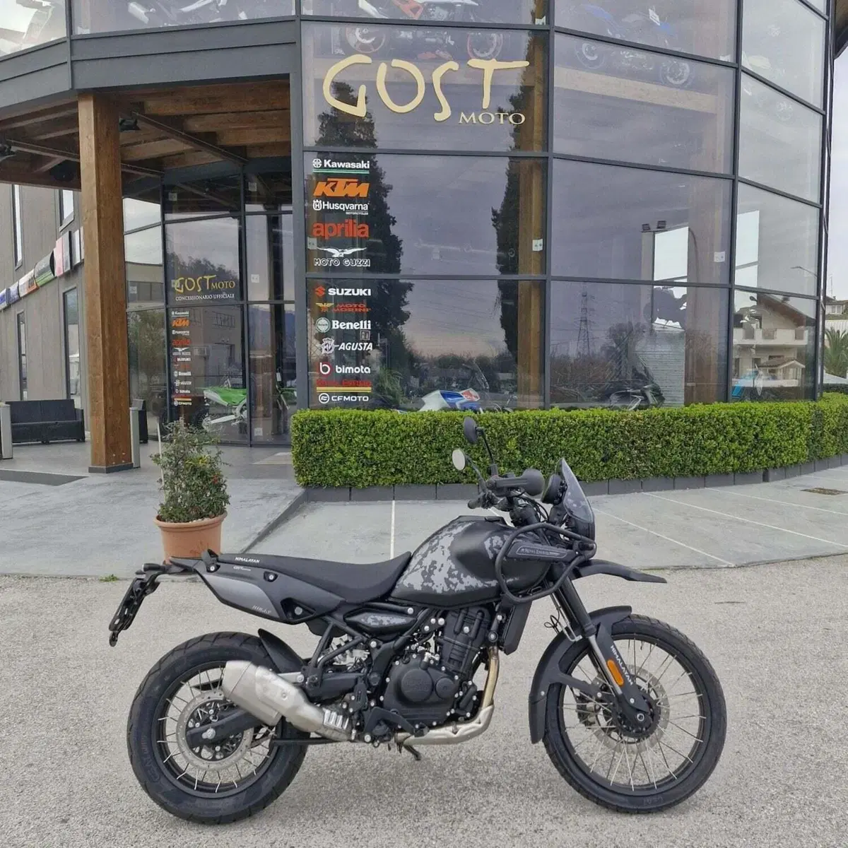 Royal Enfield Himalayan 450 (2024 - 26)