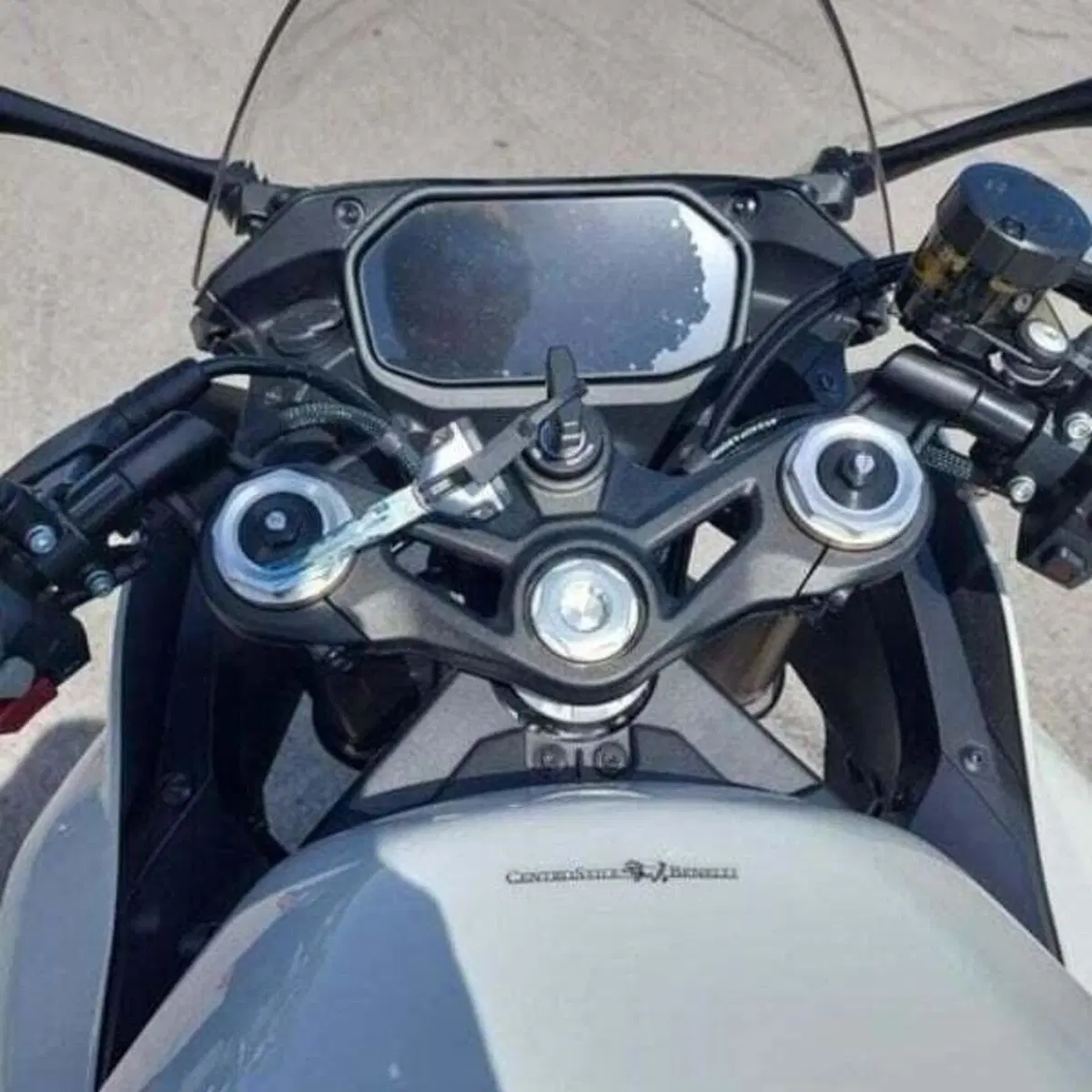 Benelli Tornado 550 (2025 - 26) (11)