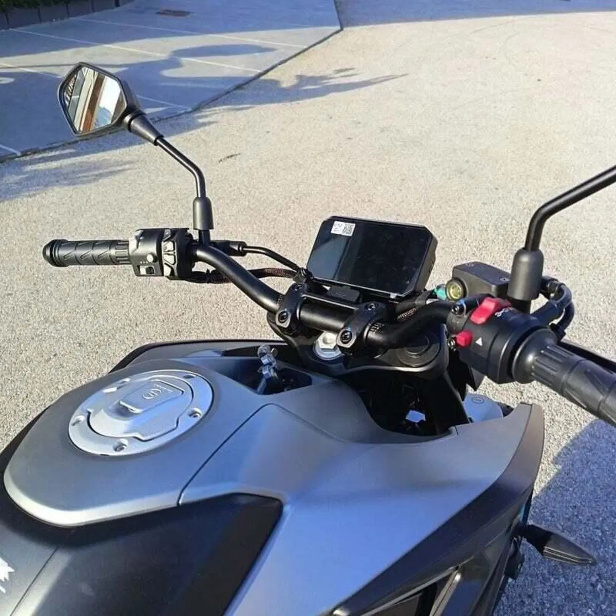 CFMOTO 125NK (2025 - 26) (9)