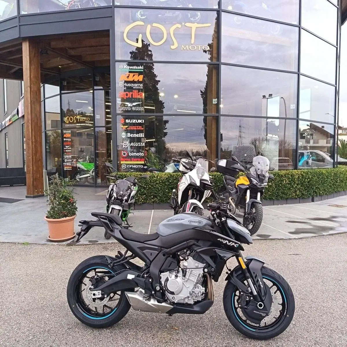 CFMOTO 675NK (2025 - 26) (2)