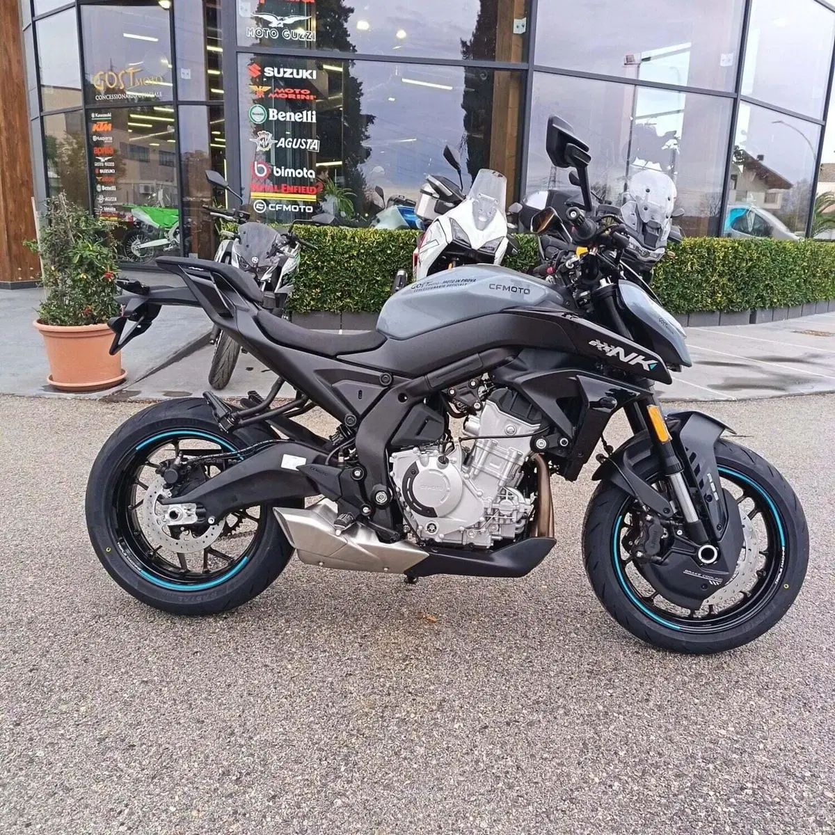 CFMOTO 675NK (2025 - 26) (3)
