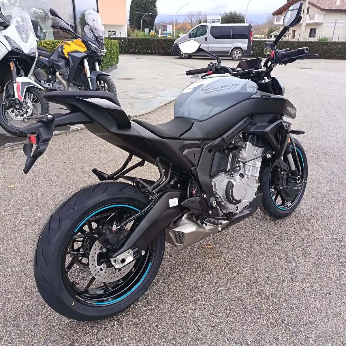 CFMOTO 675NK (2025 - 26) (11)