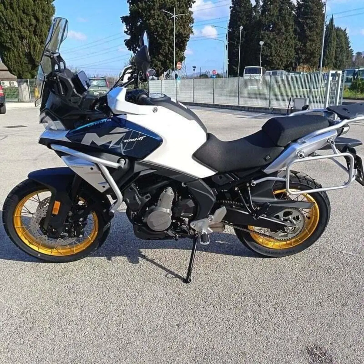 CFMOTO 700MT Adventure (2025 - 26) (7)