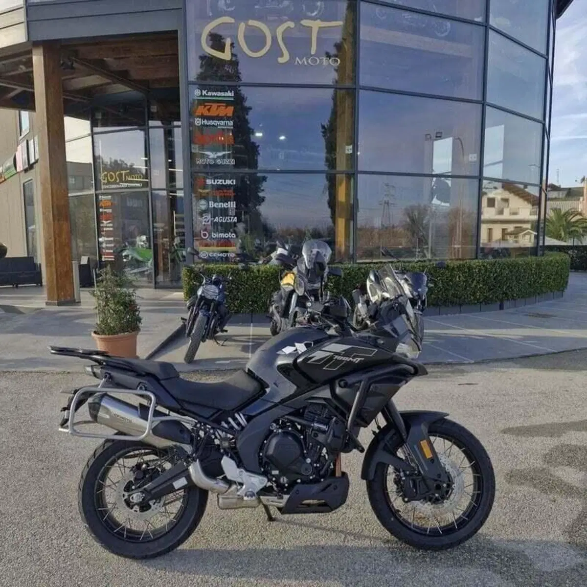 CFMOTO 700MT Adventure (2025 - 26) (2)