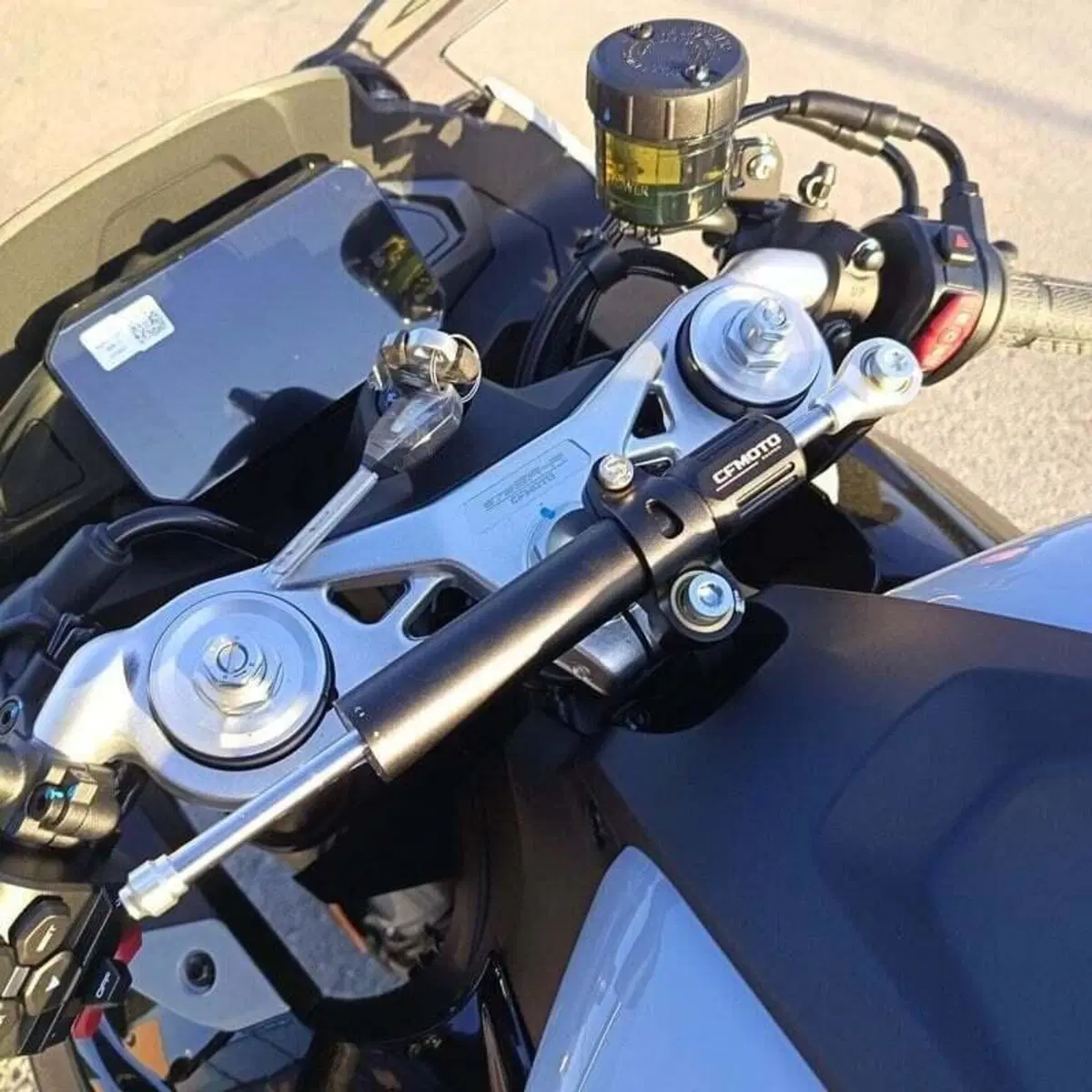 CFMOTO 675SR-R (2025 - 26) (12)