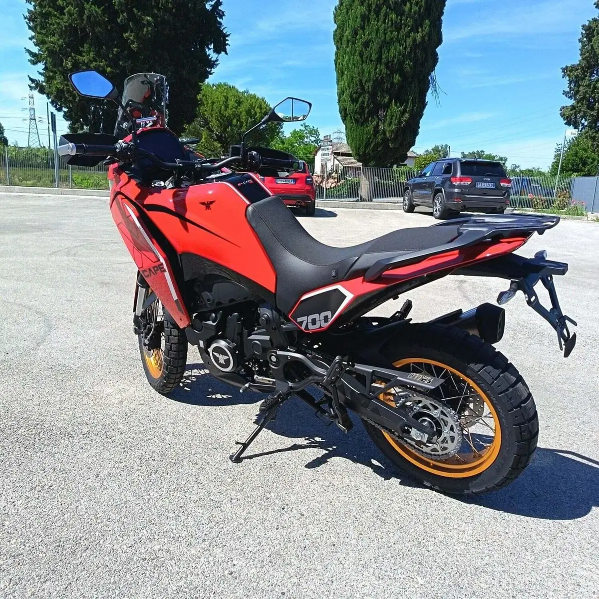Moto Morini X-Cape 700 Gold Edition (2025 - 26) (7)