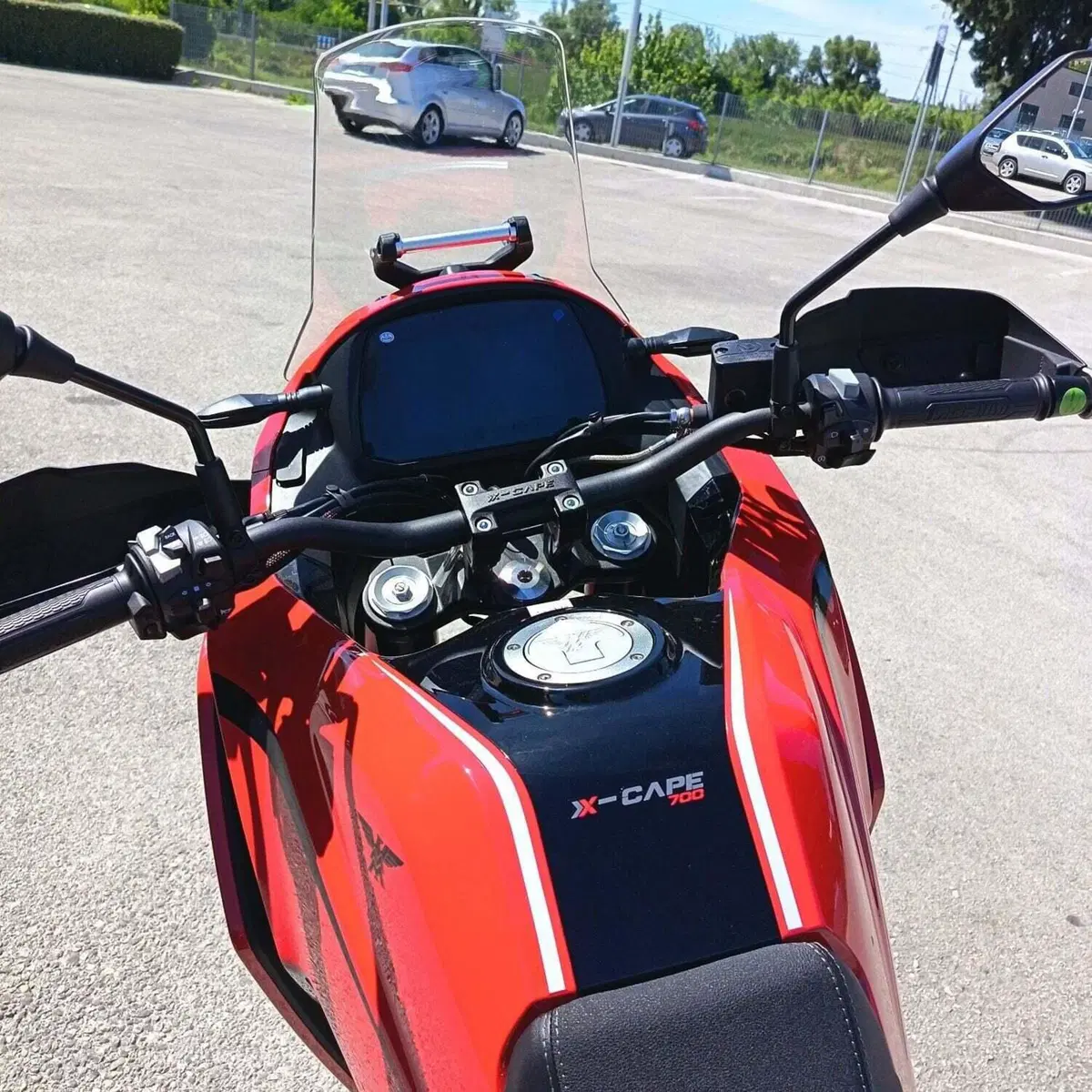 Moto Morini X-Cape 700 Gold Edition (2025 - 26) (10)