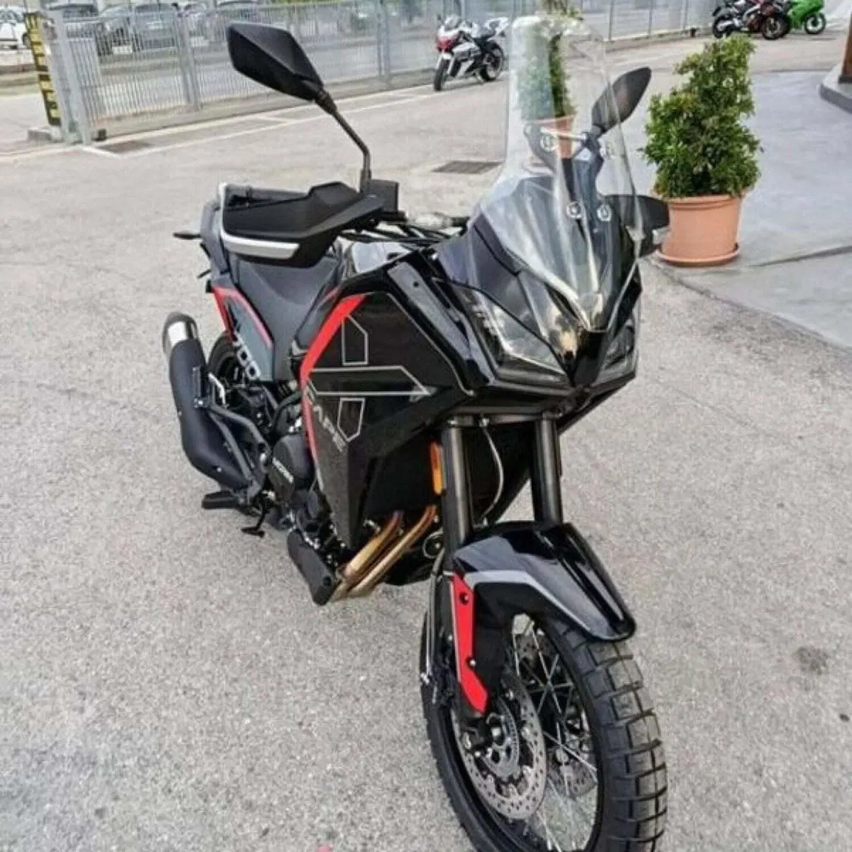 Moto Morini X-Cape 700 (2025 - 26) (4)