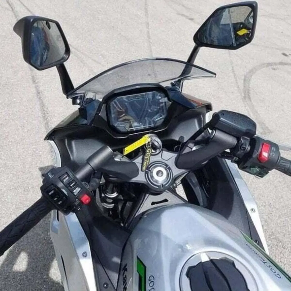 Kawasaki Ninja 7 Hybrid (2024 - 26) (17)