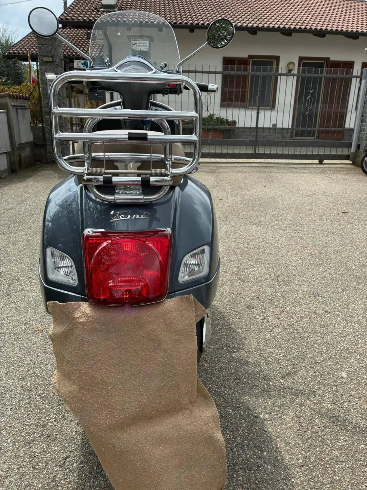 Vespa GTS 300 ABS (2014 - 16) (4)