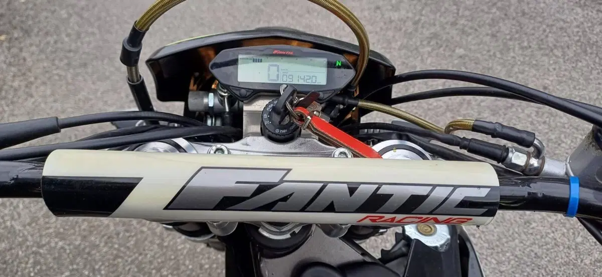 Fantic Motor XMF 125 Motard Performance 4t (2021 - 22) (6)