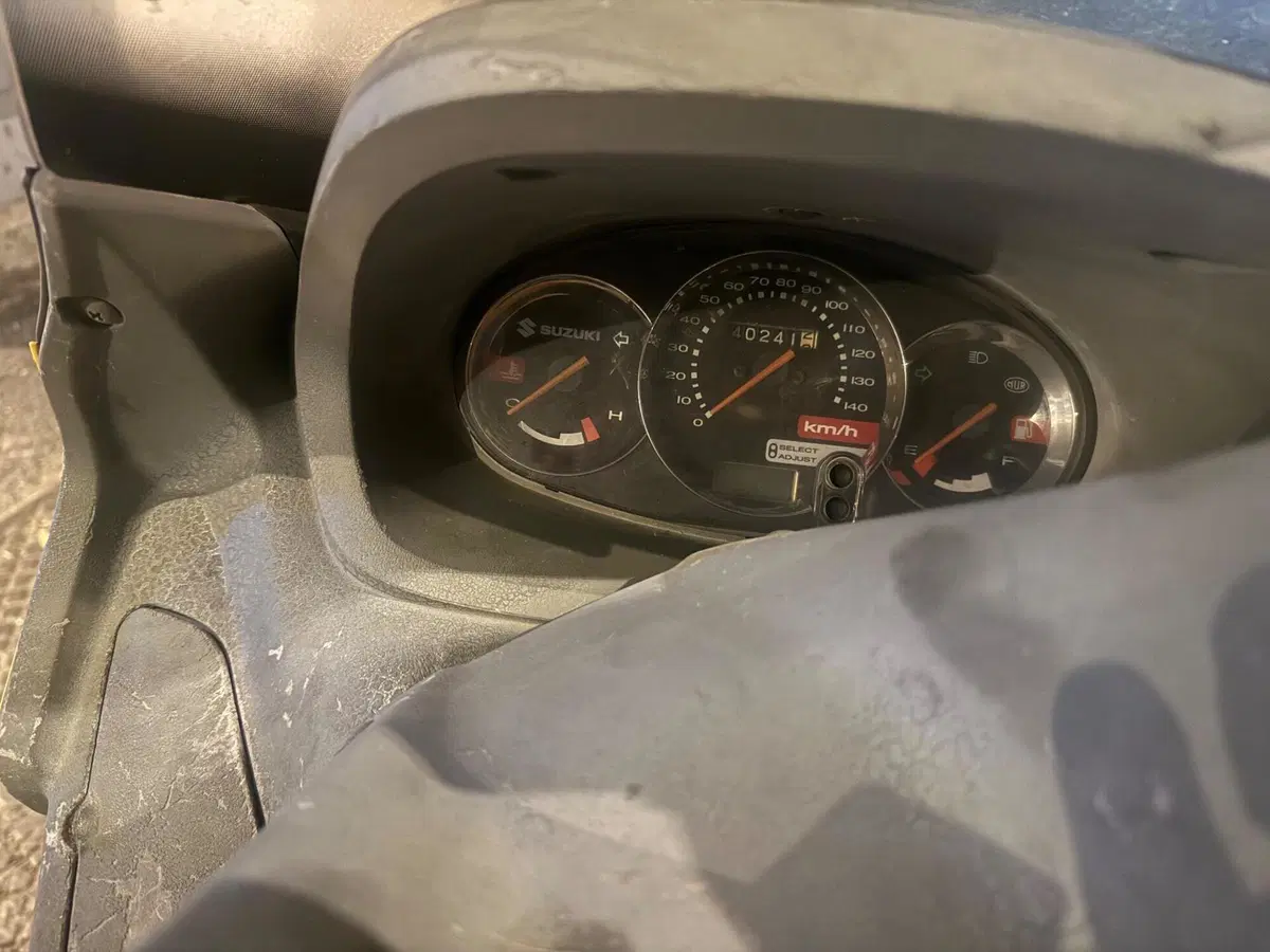 Suzuki Burgman UH 150 (2002 - 06) (6)