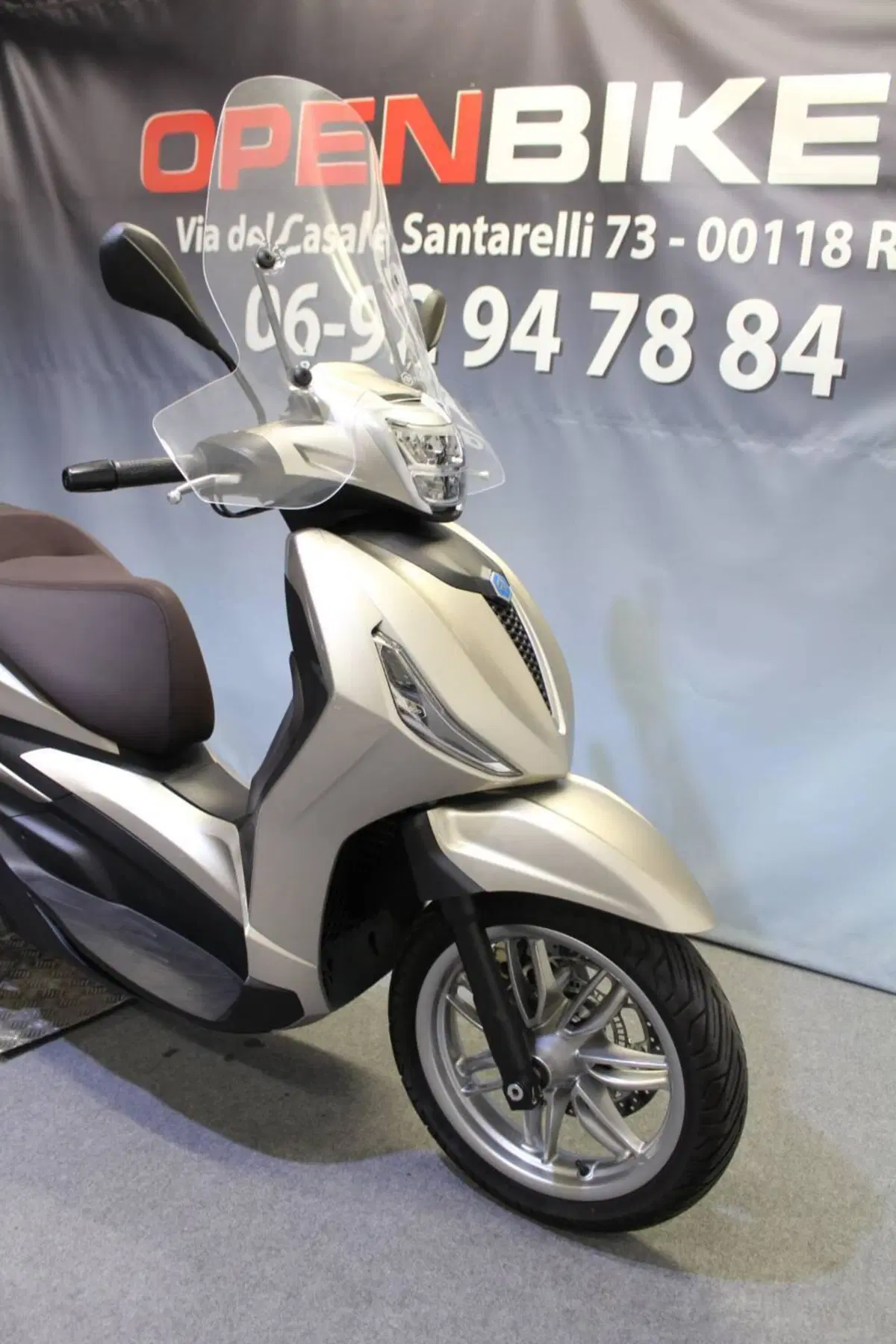 Piaggio Beverly 400 ABS-ASR (2021 - 24) (8)