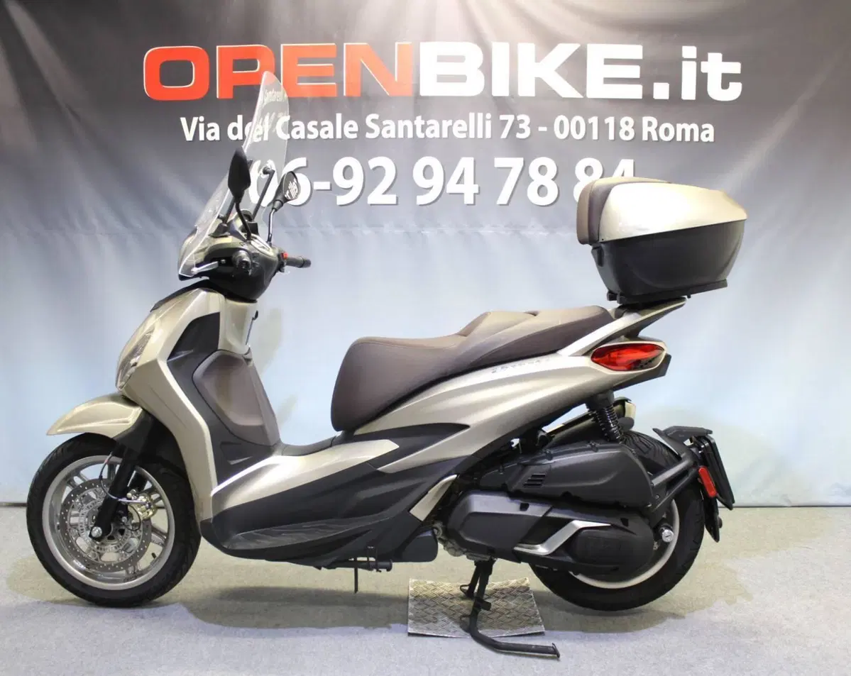 Piaggio Beverly 400 ABS-ASR (2021 - 24) (2)