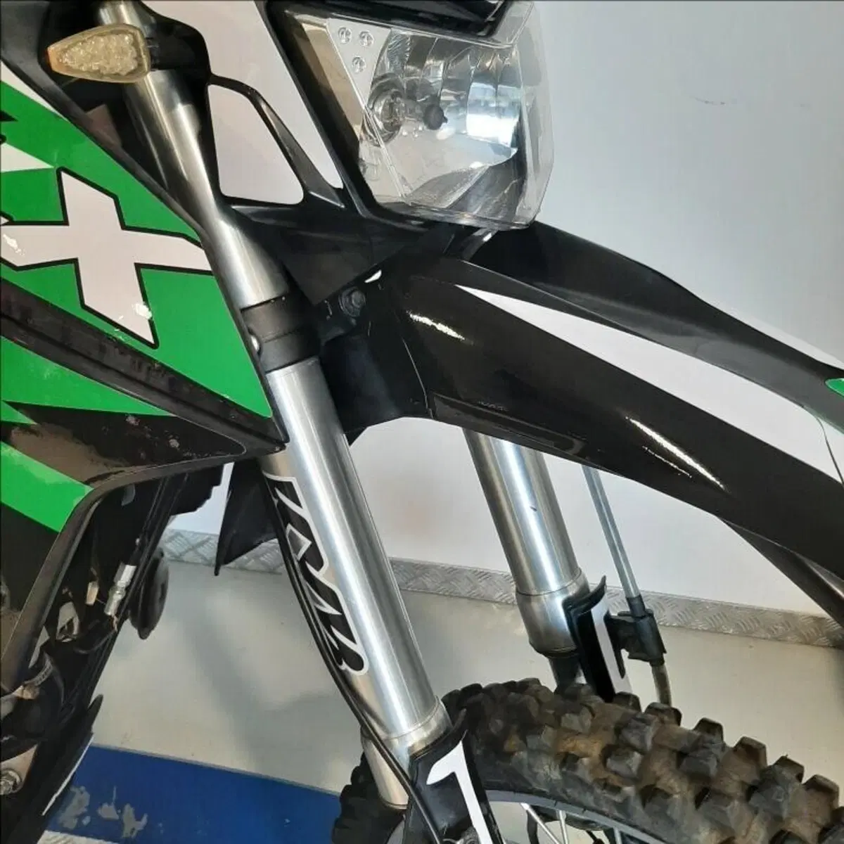 Kawasaki KLX 250 (2009 - 16) (4)