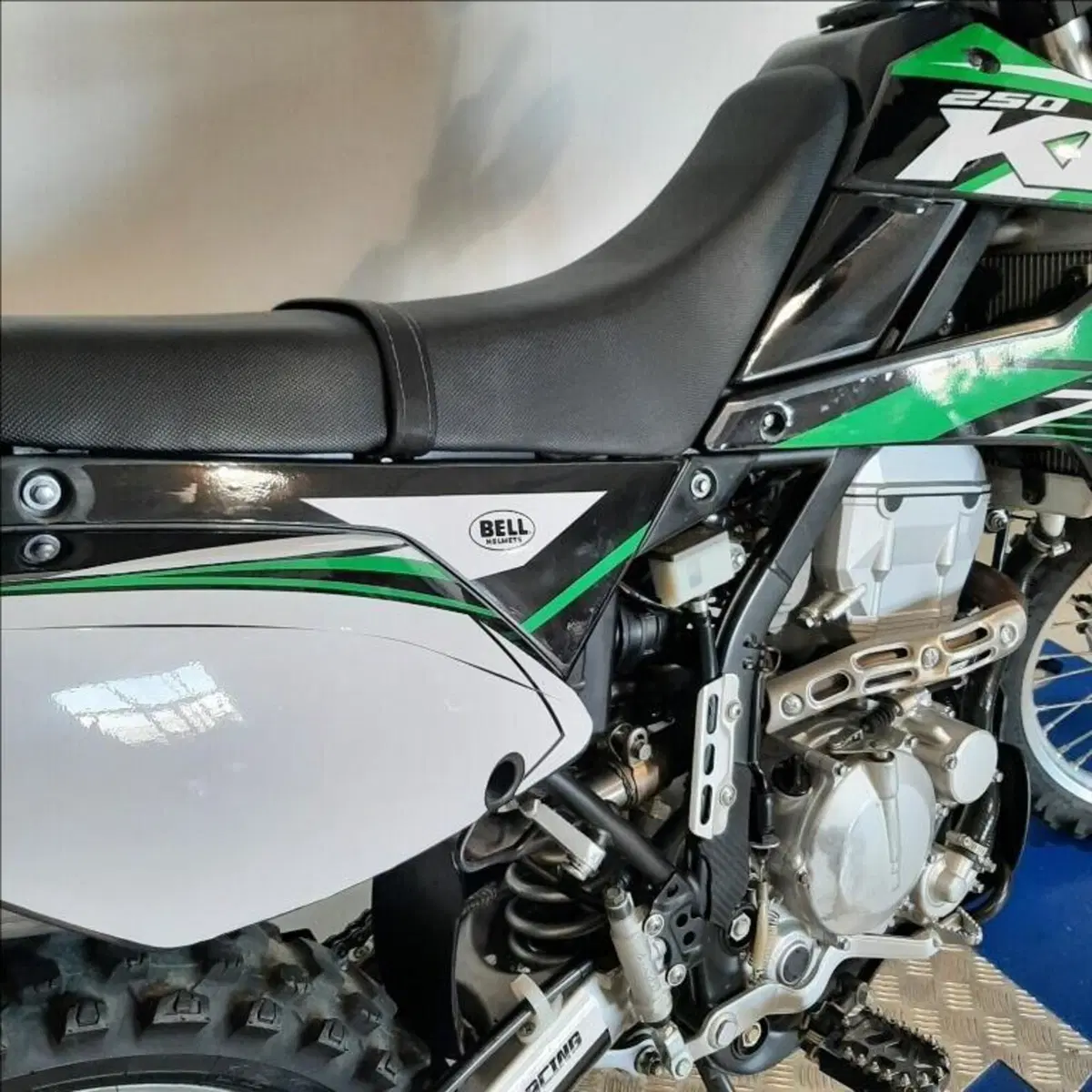 Kawasaki KLX 250 (2009 - 16) (10)