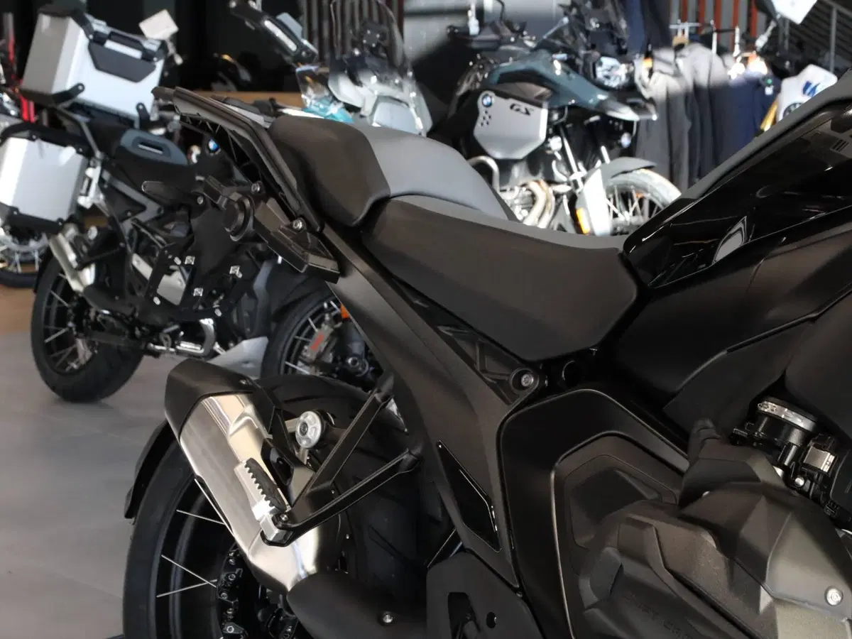 Bmw R 1300 GS Triple Black (2023 - 26) (5)