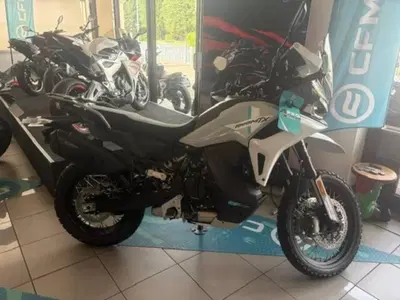 CFMOTO 1000MT-X High Seat (2026) nuova
