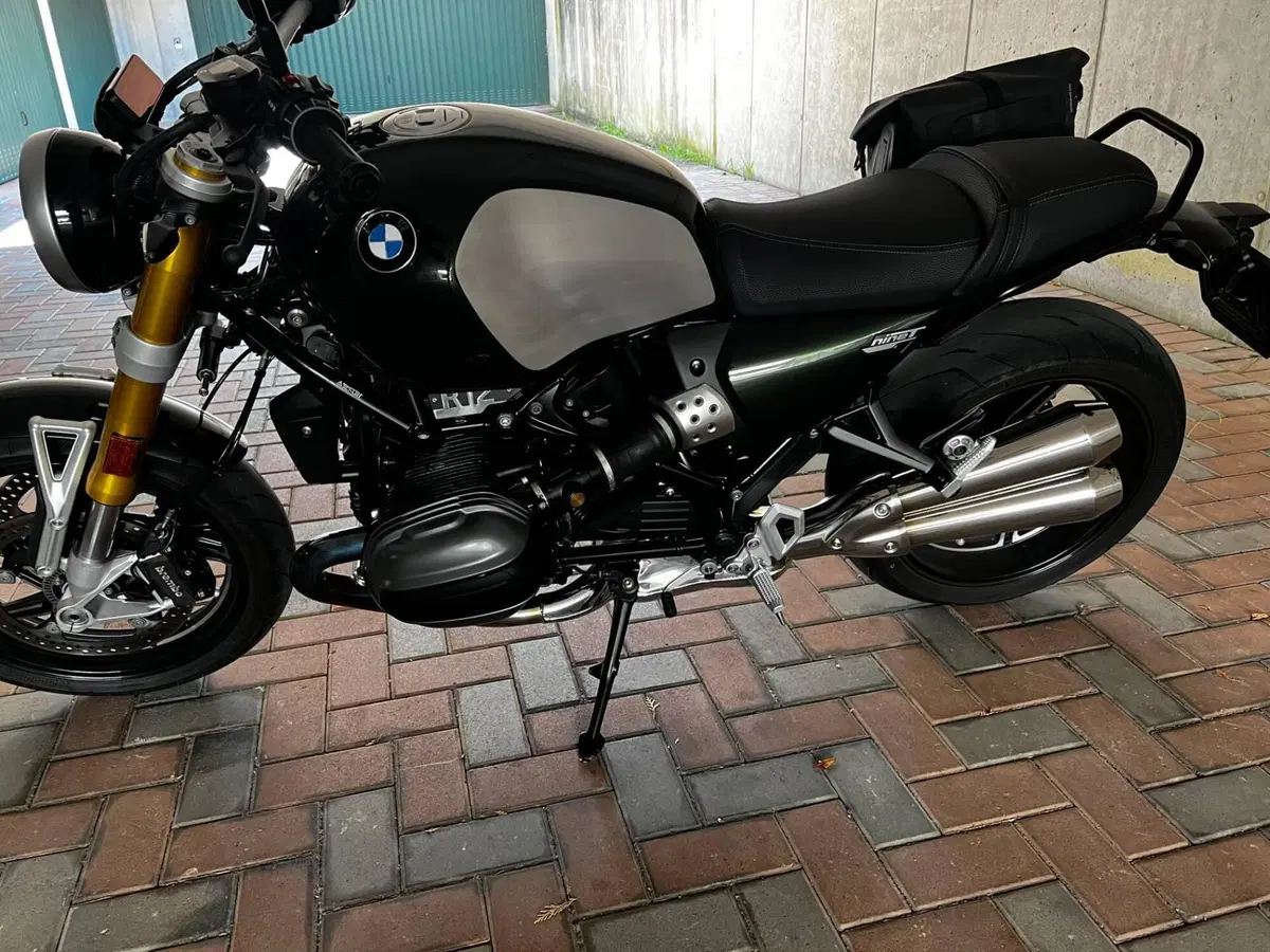Bmw R nineT (2021 - 24) (8)