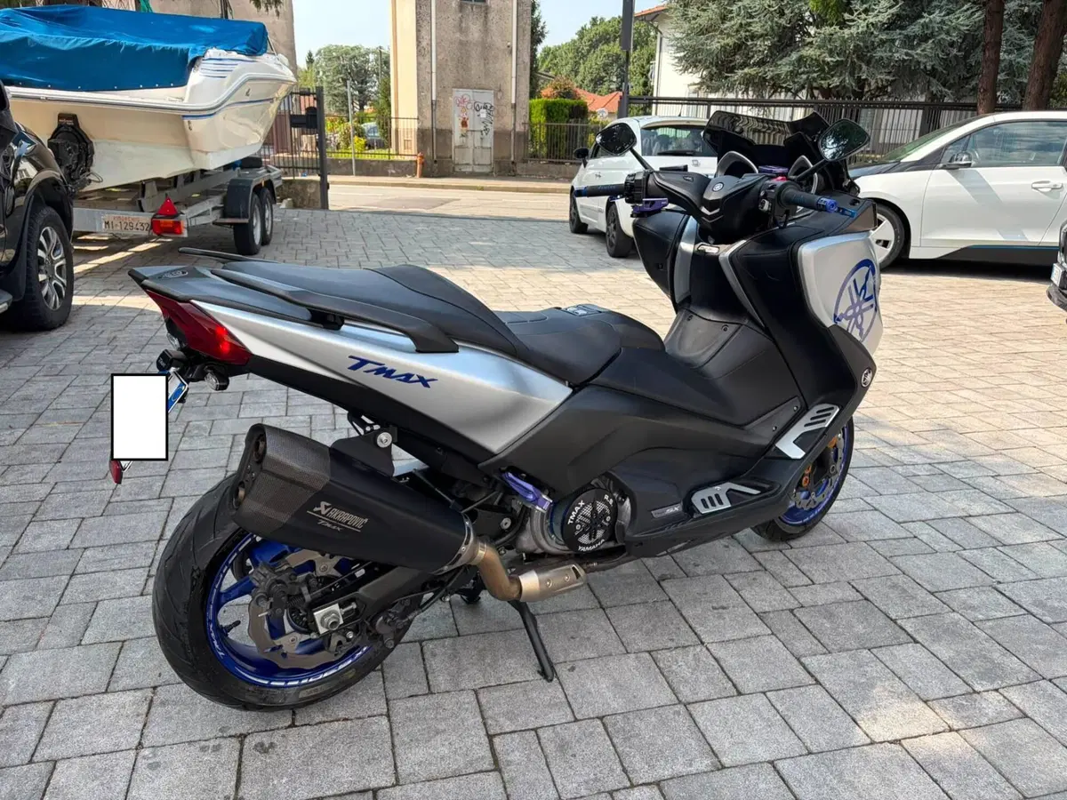 Yamaha T-Max 530 (2017 - 19) (3)