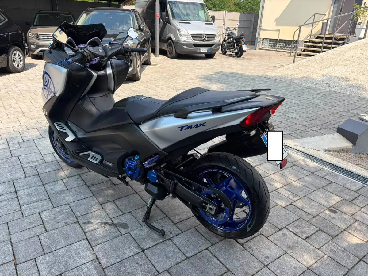 Yamaha T-Max 530 (2017 - 19) (2)