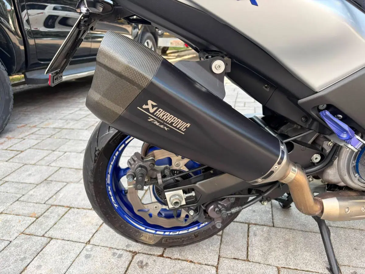 Yamaha T-Max 530 (2017 - 19) (6)