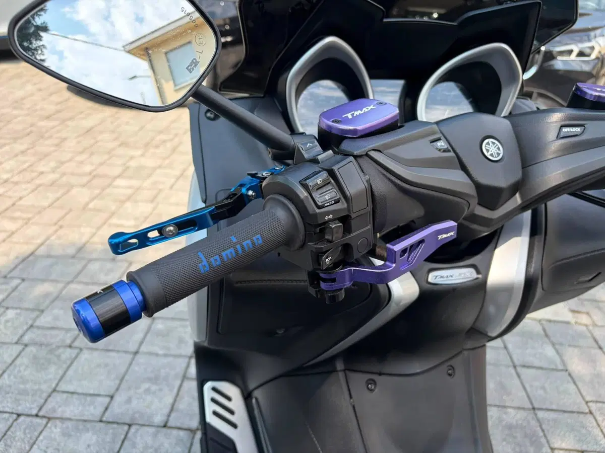 Yamaha T-Max 530 (2017 - 19) (8)