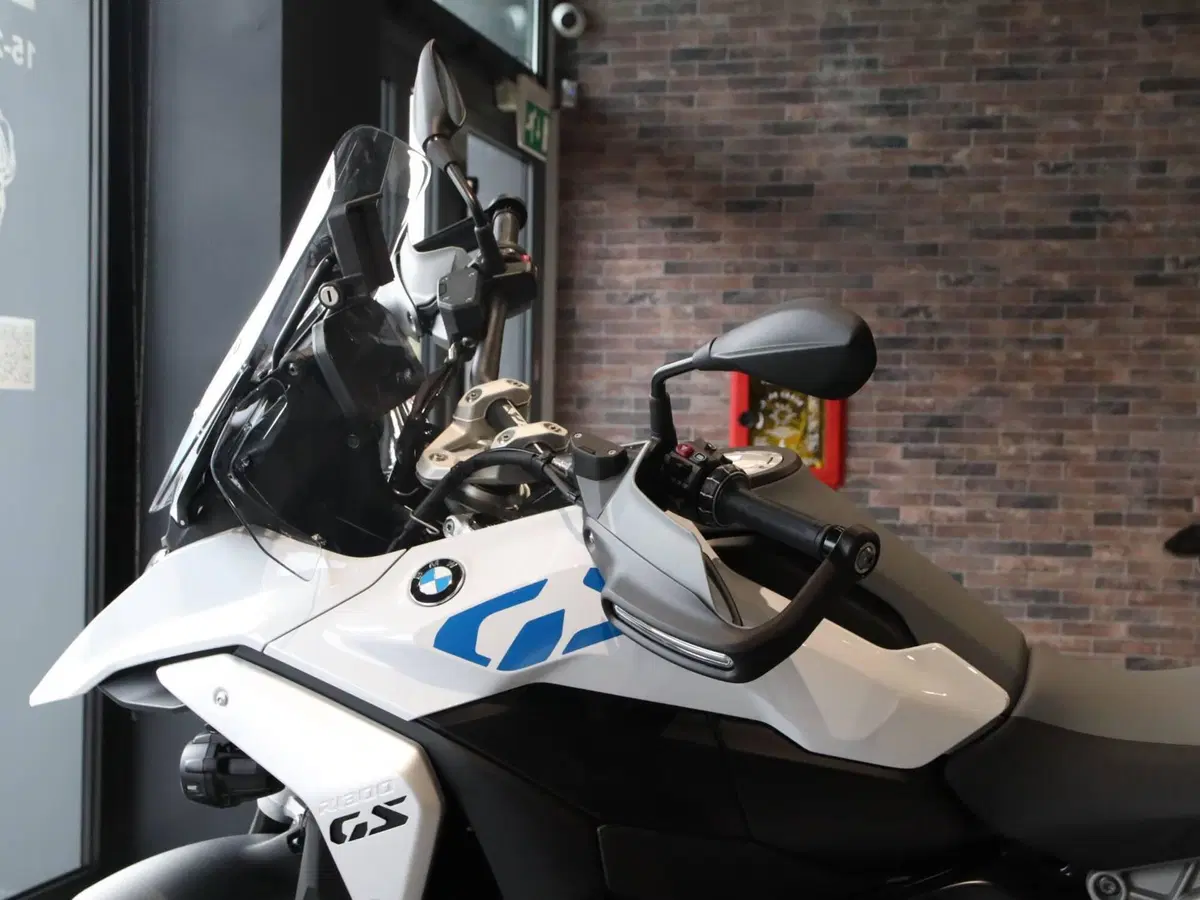 Bmw R 1300 GS (2023 - 26) (2)