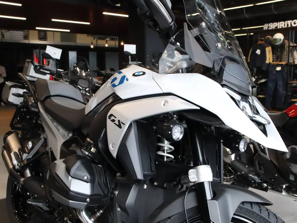 Bmw R 1300 GS (2023 - 26) (4)