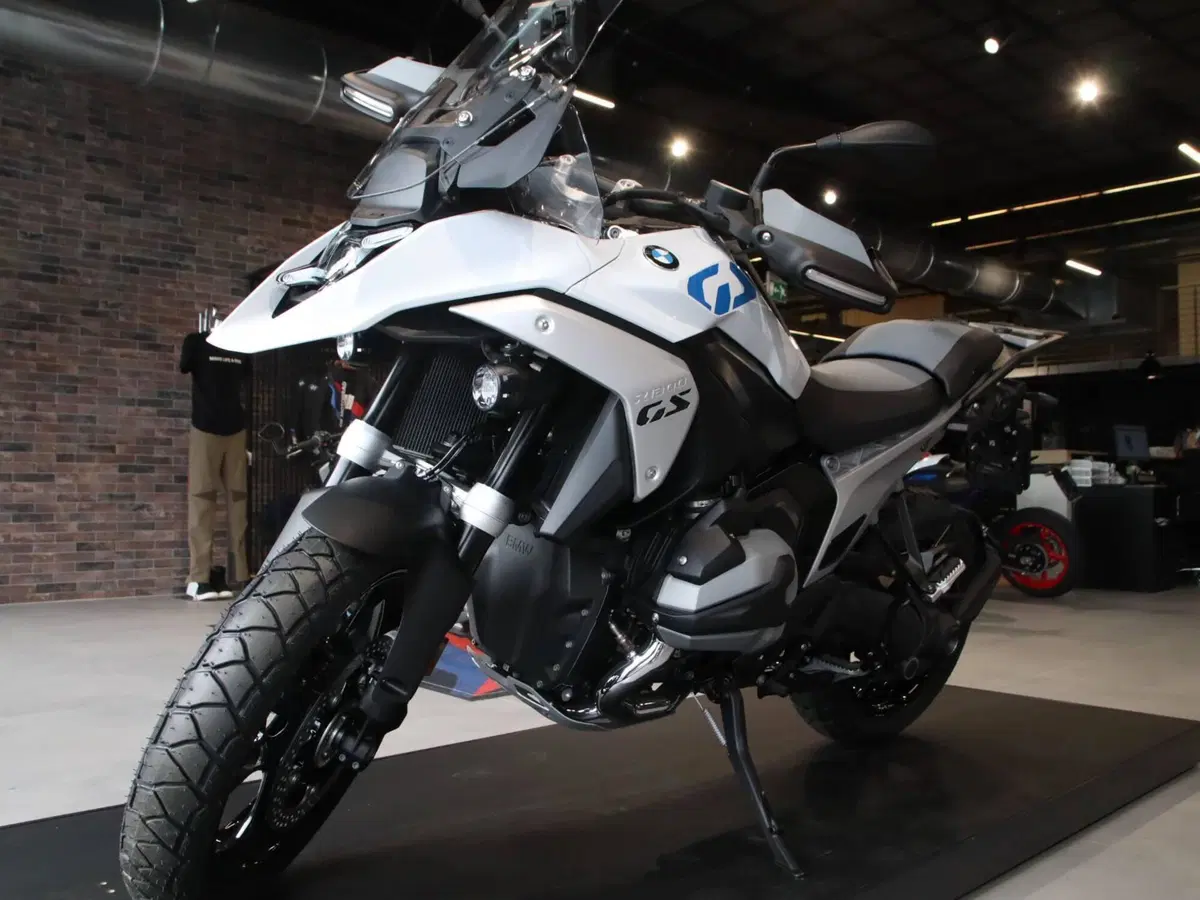 Bmw R 1300 GS (2023 - 26) (5)