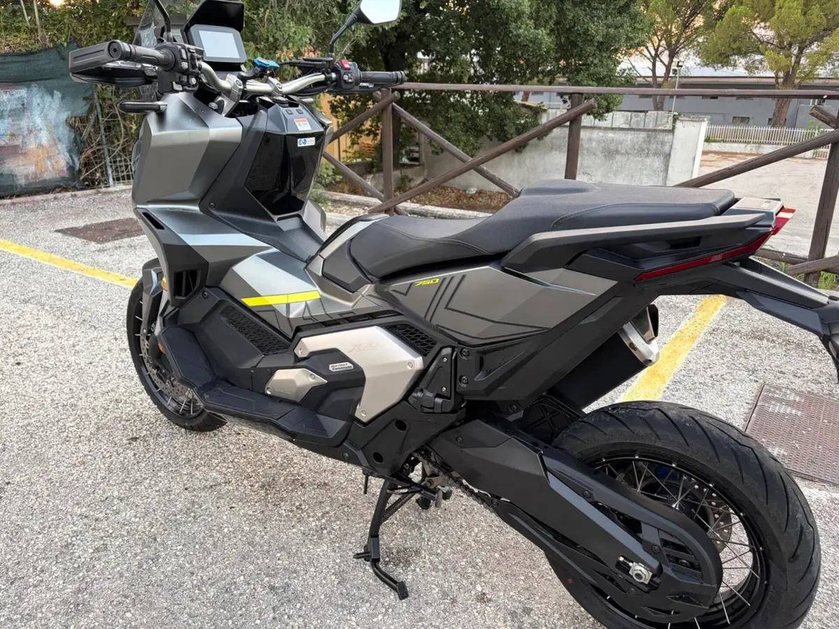 Honda X-ADV 750 DCT (2021 - 24) (3)