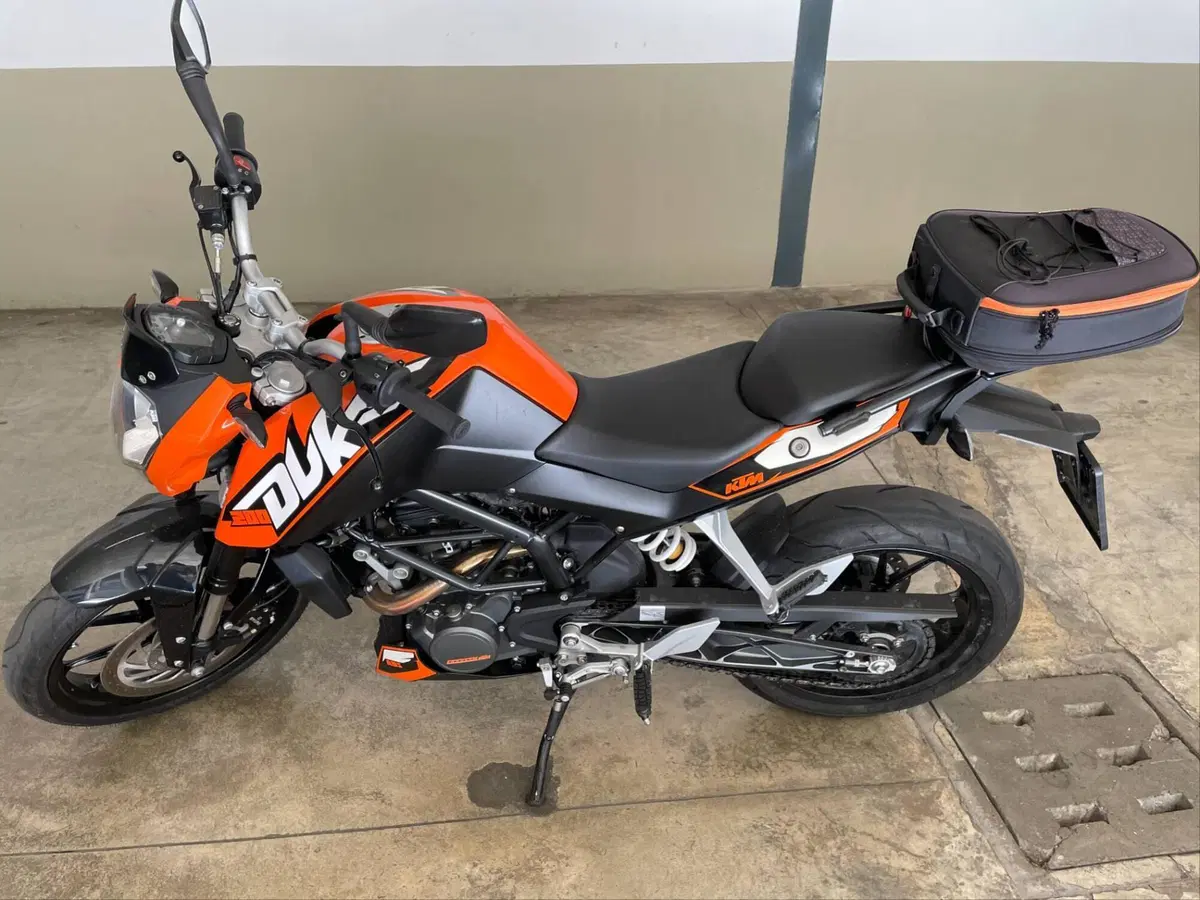 KTM 200 Duke ABS (2011 - 15) (2)