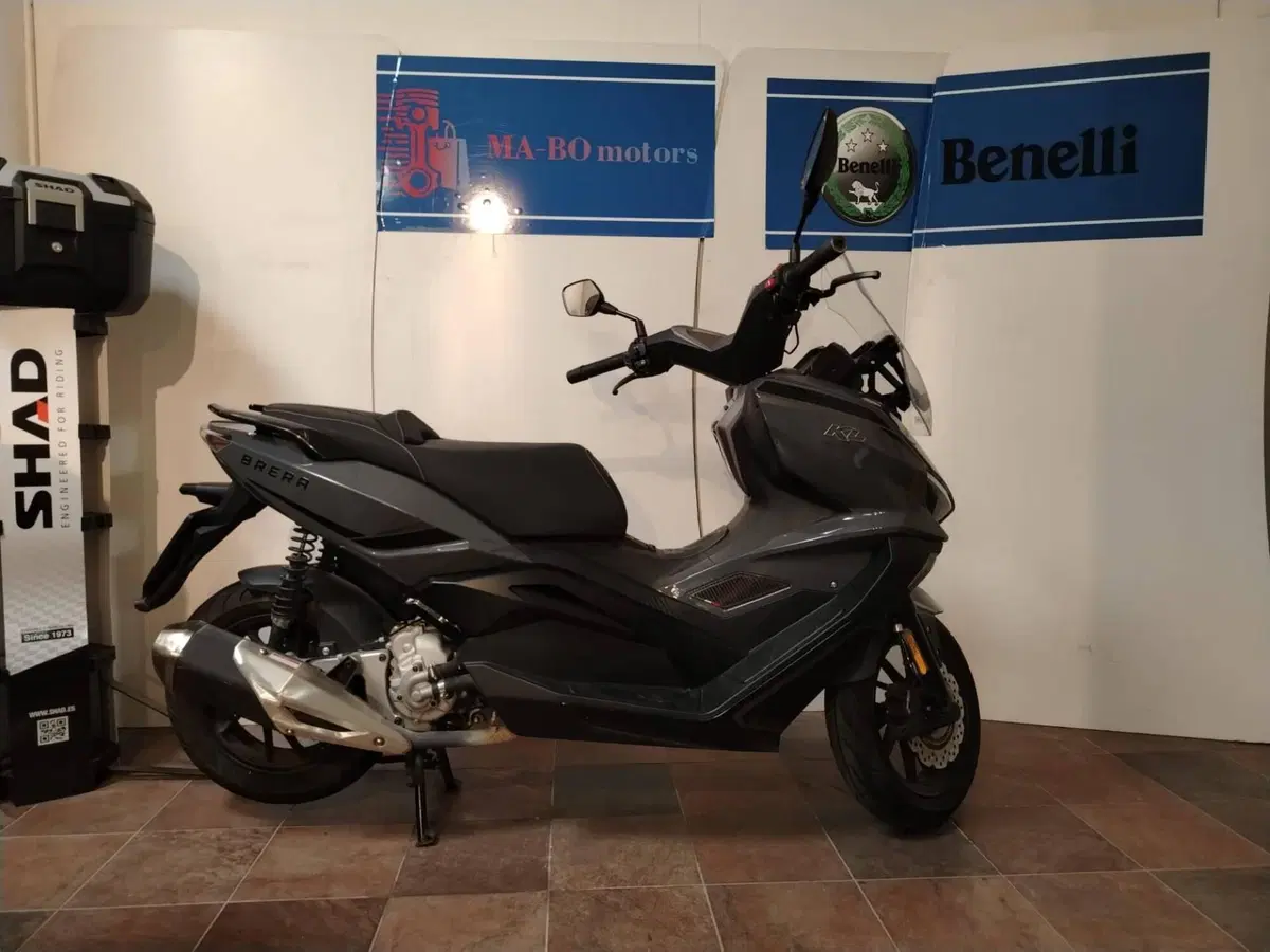 Kl Brera 300 (2022 - 25) (2)