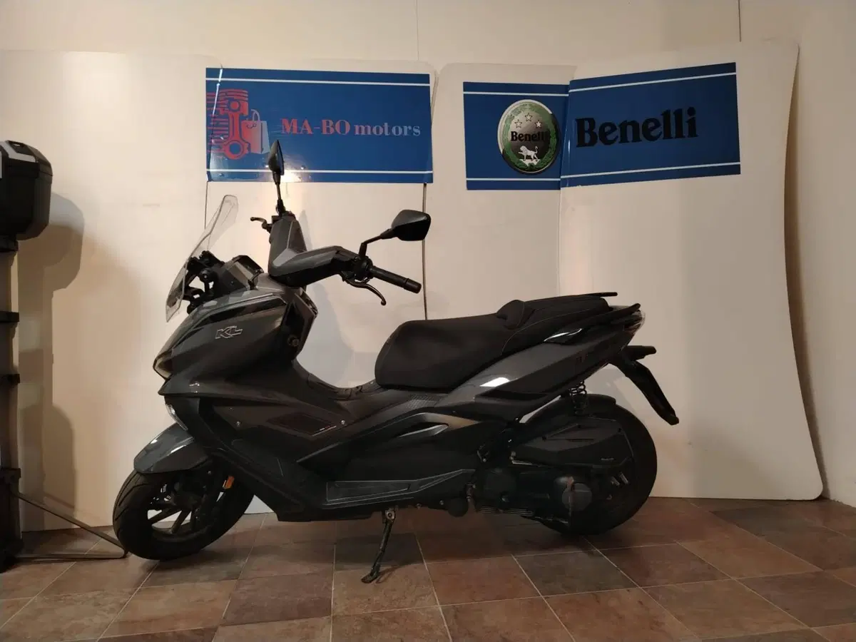 Kl Brera 300 (2022 - 25) (3)