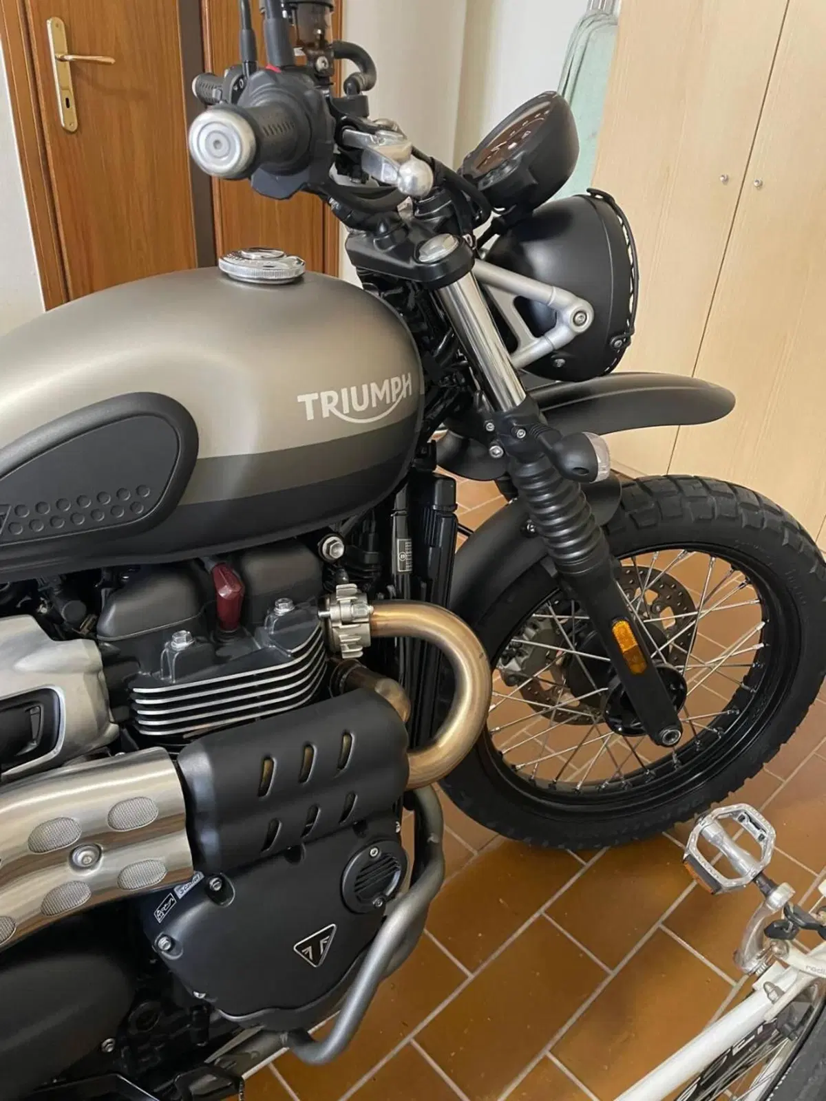 Triumph Street Scrambler 900 Sandstorm (2021 - 22)
