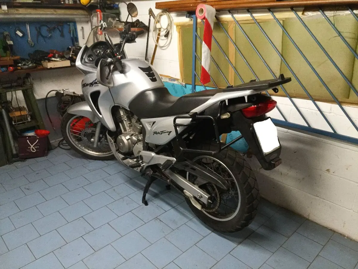 Honda Transalp XL 650V (2000 - 04) (2)