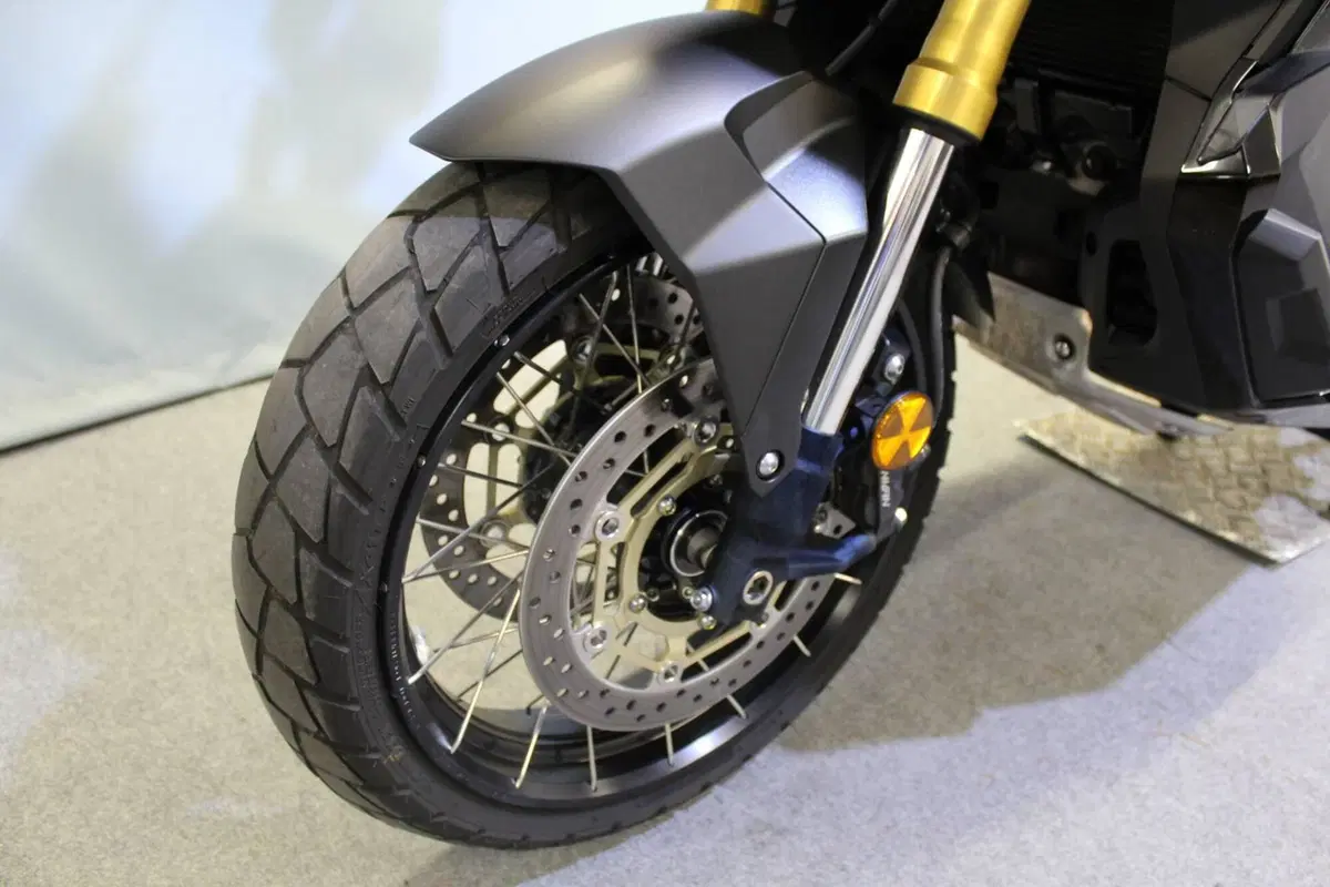 Honda X-ADV 750 DCT (2021 - 24) (15)