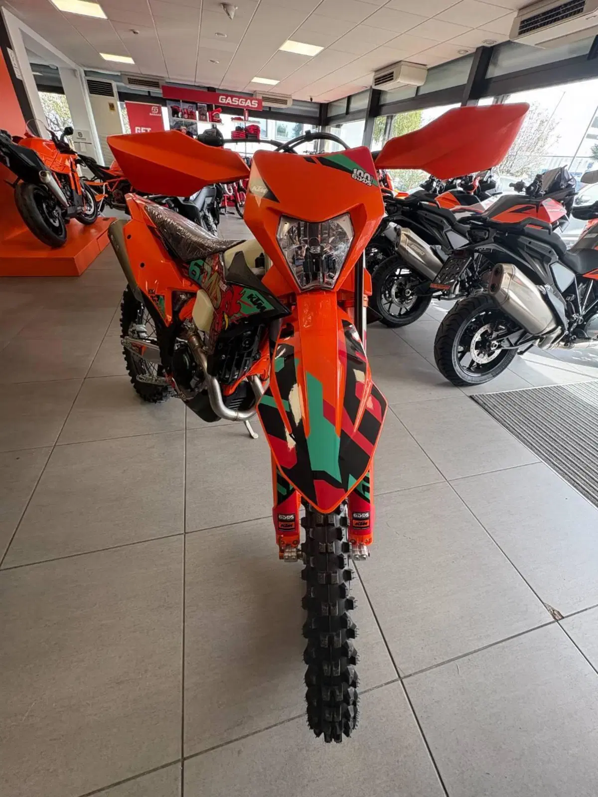 KTM 350 EXC-F 6Days (2027) (6)