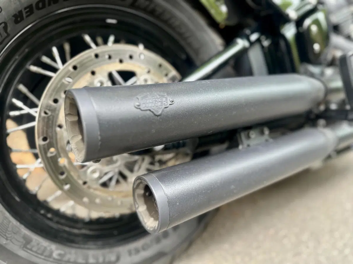 Harley-Davidson 107 Street Bob (2018 - 20) - FXBB (9)