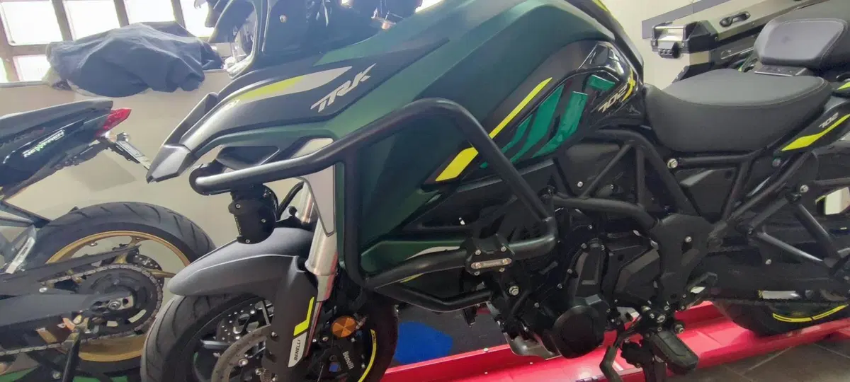 Benelli TRK 702 (2023 - 25) (6)