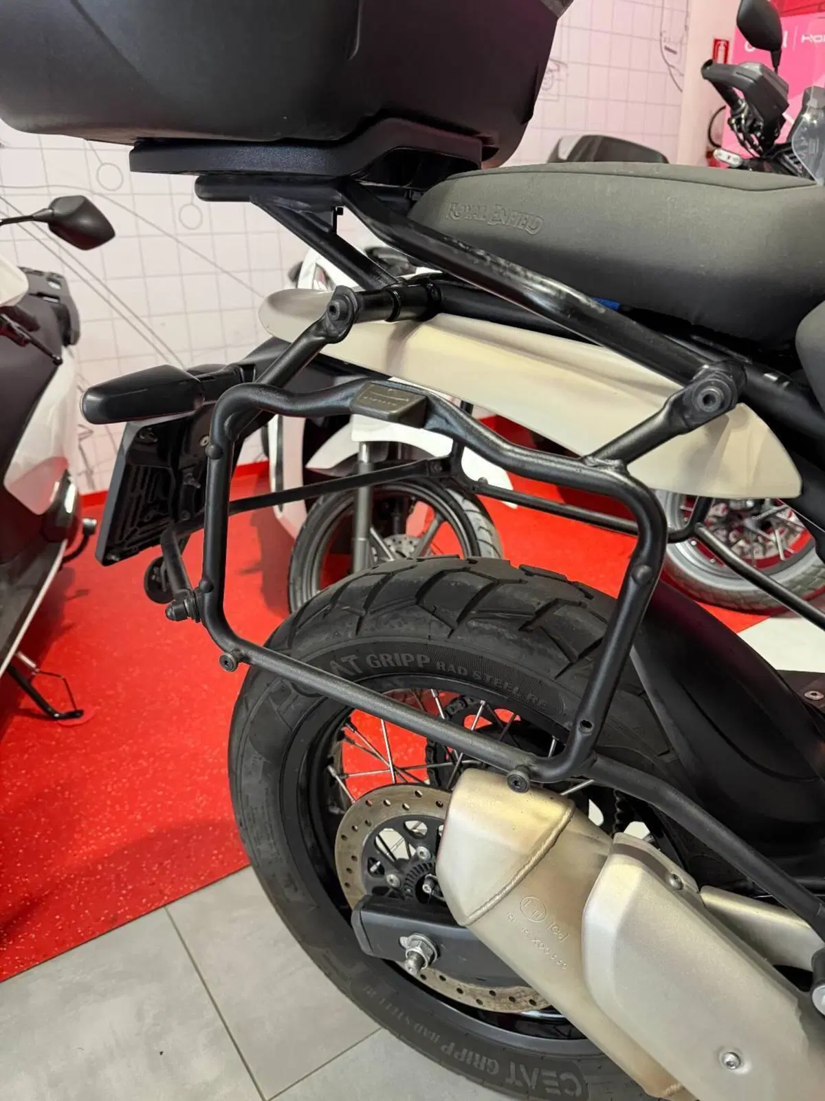Royal Enfield Himalayan 450 (2024 - 26) (12)
