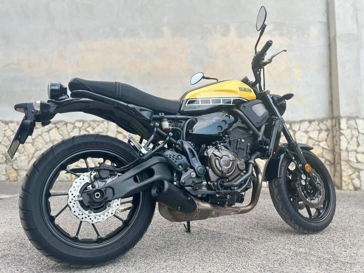 Yamaha XSR 700 ABS 60th Anniversary (2016 - 18) (5)