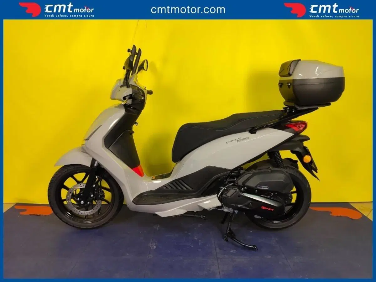 Swm C-Fly 125 (2026) (3)